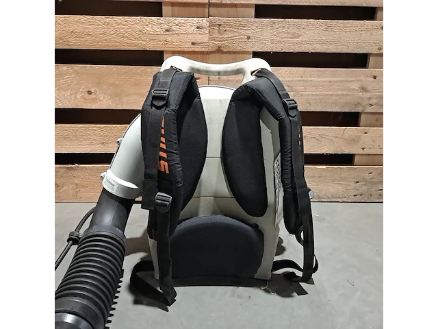 Ruggedragen benzine bladblazer stihl, br 500, bouwjaar 2015 - afbeelding 8 van  9
