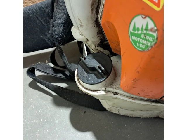 Ruggedragen benzine bladblazer, stihl, br 550, 2013 - afbeelding 7 van  10