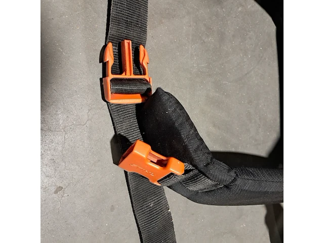 Ruggedragen benzine bladblazer, stihl, br 550, 2013 - afbeelding 9 van  10