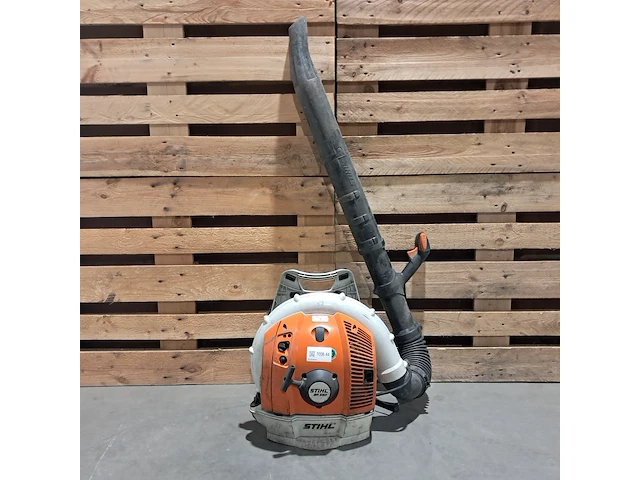 Ruggedragen benzine bladblazer, stihl, br 550, 2013 - afbeelding 1 van  9