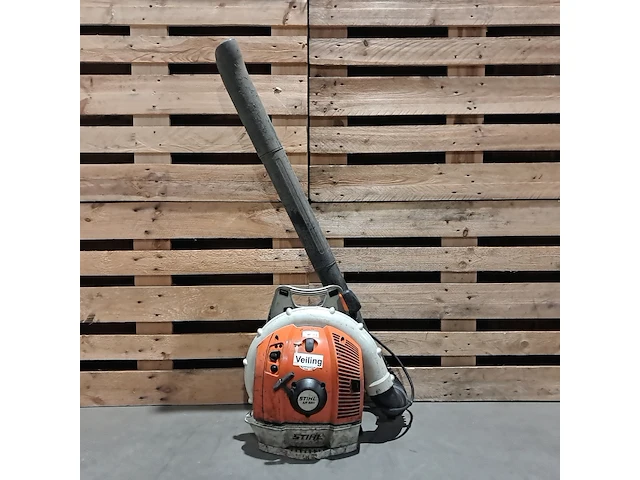 Ruggedragen benzine bladblazer stihl, br 550, bouwjaar 2005 - afbeelding 1 van  8