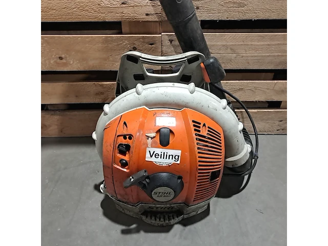 Ruggedragen benzine bladblazer stihl, br 550, bouwjaar 2005 - afbeelding 2 van  8