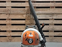 Ruggedragen benzine bladblazer stihl, br 550, bouwjaar 2014 - afbeelding 1 van  8