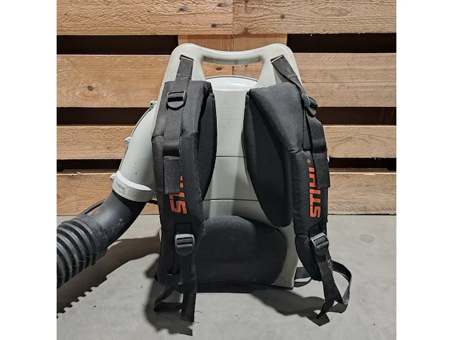 Ruggedragen benzine bladblazer, stihl, br 600, 2016 - afbeelding 7 van  9