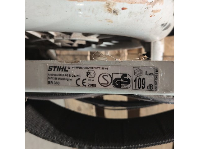 Ruggedragen benzinebladblazer, stihl, br 380, 2008 - afbeelding 3 van  11