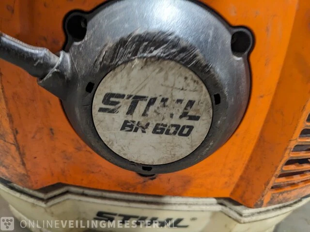 Ruggedragen bladblazer stihl, br 600, 2009 - afbeelding 7 van  9