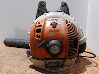 Ruggedragen bladblazer stihl, br600, bouwjaar 2014 - afbeelding 1 van  8