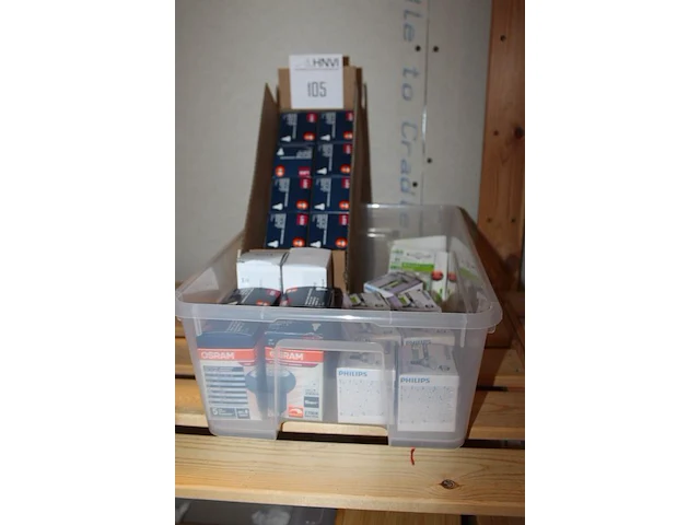 Ruim 20 ledlampen waaronder osram en philips in kunststof box. - afbeelding 2 van  2