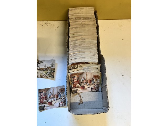 Ruim 200 kaartjes nostalgie, mooi als oa aanmoedigingsprijsje - afbeelding 1 van  5