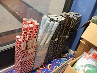 Ruim 50 confettikanonnen in diverse uitvoeringen. - afbeelding 1 van  2