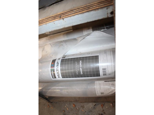Ruim 65 stuks nieuw rollen en grote hoeveelheid aangebroken rollen onderdakfolie w.o. multivap, polytex pro... - afbeelding 3 van  7