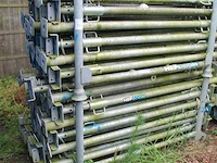 Ruim 80 bouwstempels in 2 bokken, ruim 80 stuks - afbeelding 2 van  3