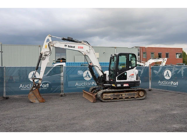 Rupsgraafmachine bobcat e85 diesel 2018 - afbeelding 1 van  1