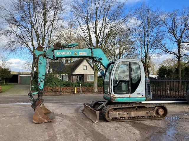 Rupsgraafmachine kobelco 70sr diesel - afbeelding 1 van  1