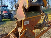 Rupskraan takeuchi, tb175 hydraulic excavator met herder maaibalk, bouwjaar 2011 - afbeelding 29 van  45