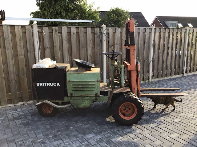 Ruw terrein heftruck - afbeelding 13 van  18