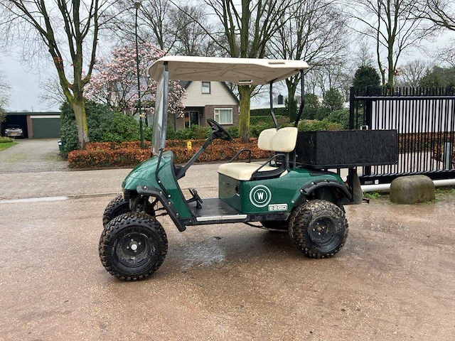 Ruwterrein golfkar ezgo elektrisch - afbeelding 1 van  1