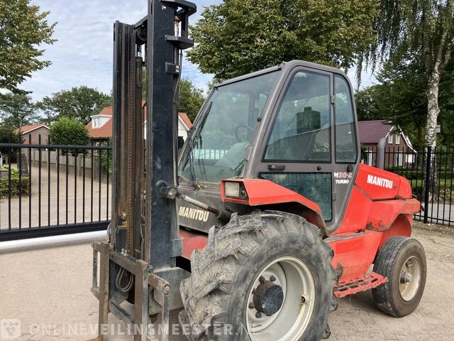 Ruwterrein heftruck manitou, m30.2, rood, bouwjaar 2012 - afbeelding 3 van  14