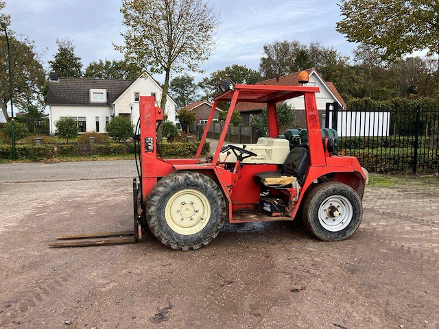 Ruwterrein heftruck manitou mc20am lpg 2000kg - afbeelding 1 van  1