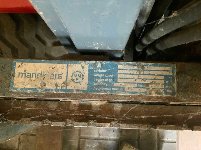 Ruwterrein heftruck - afbeelding 16 van  23