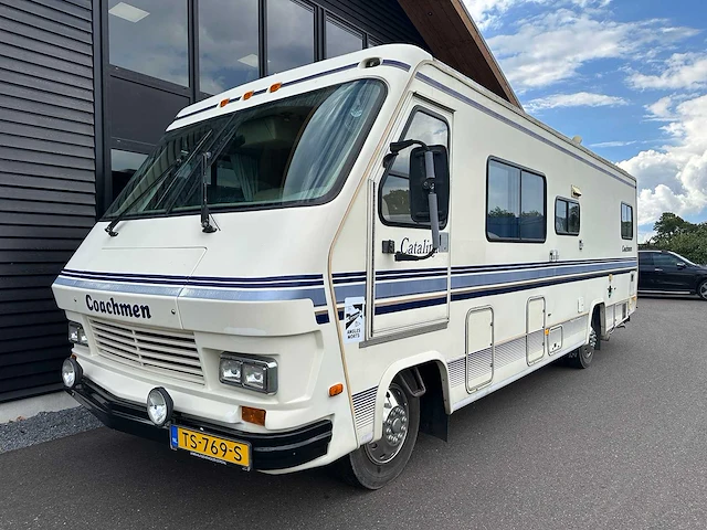 Rv camper coachmen oshkosh catalina 285 m8 ts-769-s - afbeelding 1 van  38