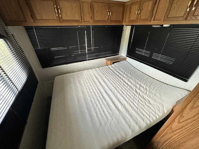 Rv camper coachmen oshkosh catalina 285 m8 ts-769-s - afbeelding 17 van  38