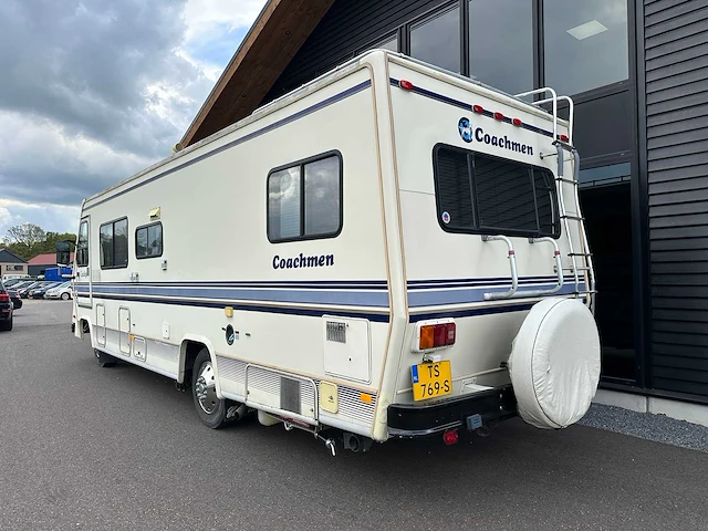 Rv camper coachmen oshkosh catalina 285 m8 ts-769-s - afbeelding 23 van  38
