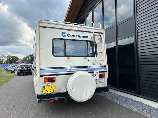 Rv camper coachmen oshkosh catalina 285 m8 ts-769-s - afbeelding 33 van  38