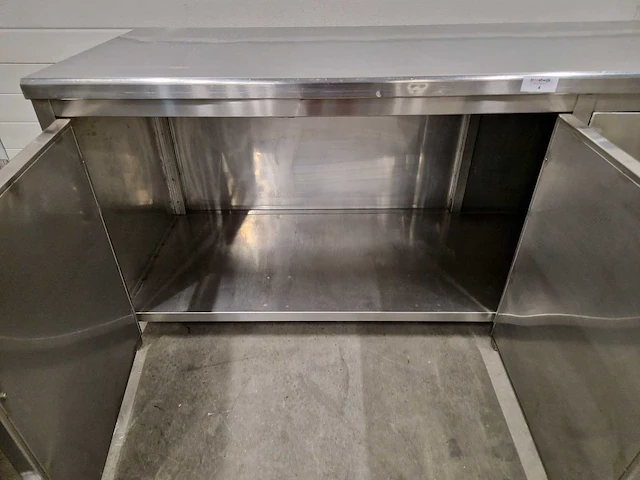 Rvs - 4 deuren - werktafel - afbeelding 2 van  4