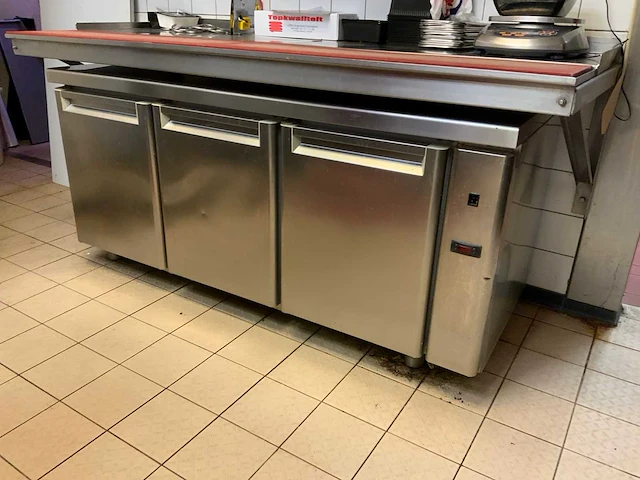 Rvs 3-deurs koelwerkbank - afbeelding 1 van  5