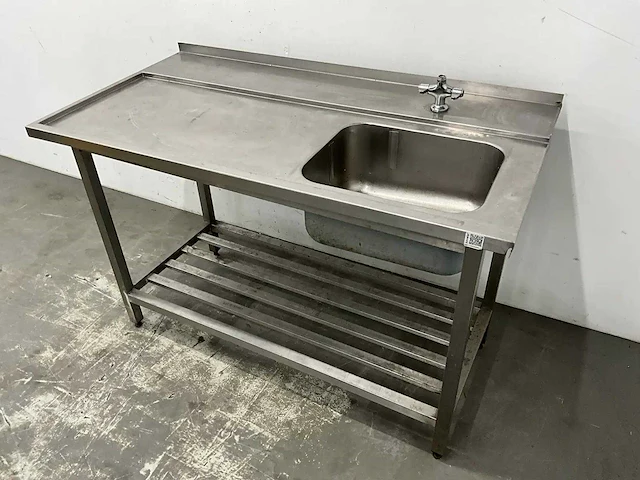 Rvs aanvoertafel met spoelbak - afbeelding 1 van  6