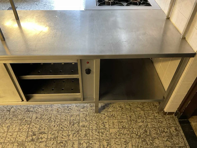 Rvs bereidings/uitgifte meubel - afbeelding 11 van  11