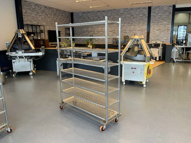 Rvs broodkoelwagen - afbeelding 1 van  5