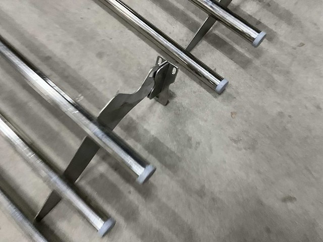 Rvs dienbladen geleider (2x) - afbeelding 4 van  5