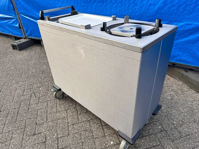 Rvs dienbladen/bordenkar - afbeelding 2 van  4