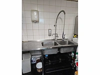 Rvs dubbele spoeltafel met douchekraan - afbeelding 2 van  4