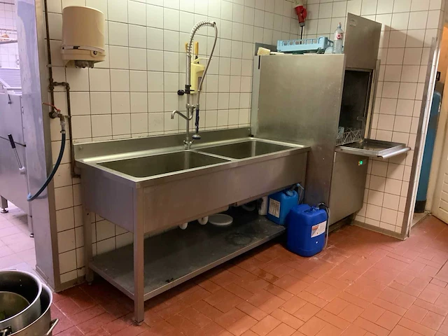 Rvs dubbele spoeltafel met sproeikraan - afbeelding 1 van  5