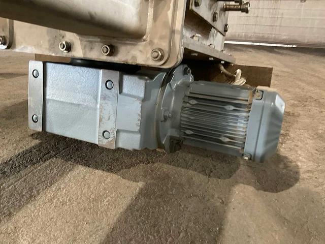 Rvs elevator - afbeelding 5 van  5