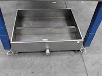 Rvs filter- / spoelbak met afmeting 92 x 74 x 26 cm. - afbeelding 1 van  2