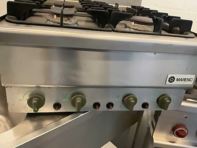 Rvs gasfornuis, kooktafel en spoelbank (3x) - afbeelding 7 van  13