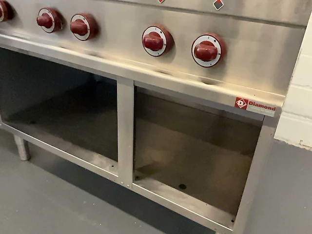 Rvs gasfornuis, kooktafel en spoelbank (3x) - afbeelding 11 van  13