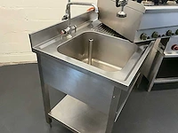Rvs gasfornuis, kooktafel en spoelbank (3x) - afbeelding 13 van  13