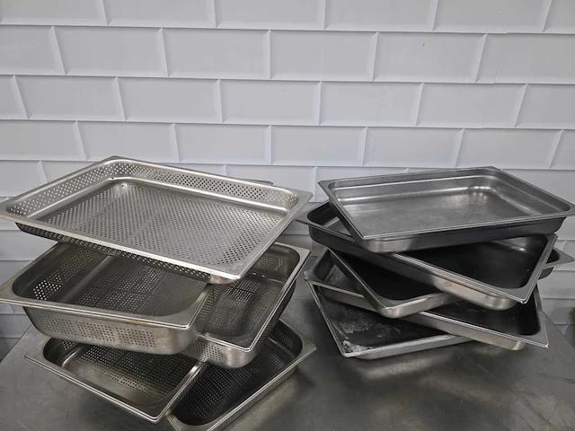 Rvs (geperforeerde) gastronormbak (10x) - afbeelding 2 van  4