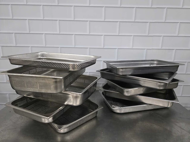 Rvs (geperforeerde) gastronormbak (10x) - afbeelding 3 van  4