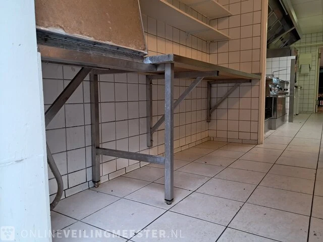 Rvs horeca werktafel met muurbeugels - afbeelding 4 van  4