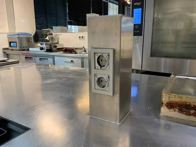 Rvs inductie kook- en bakeiland (2019) (gedemonteerd) - afbeelding 24 van  33