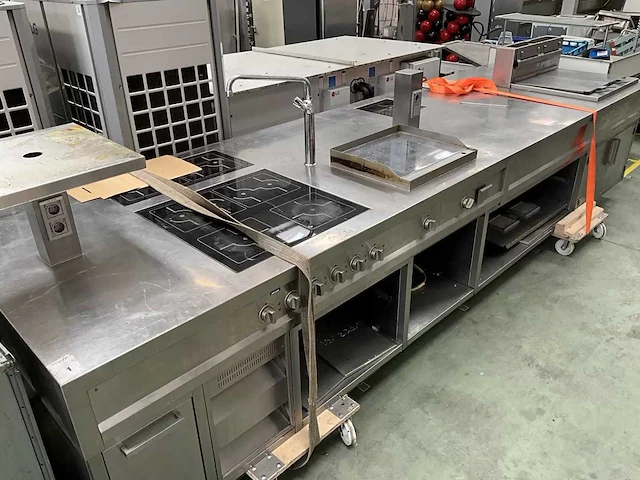 Rvs inductie kook- en bakeiland (2019) (gedemonteerd) - afbeelding 27 van  33