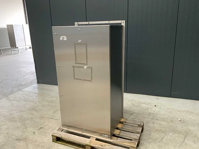 Rvs kast - afbeelding 4 van  4