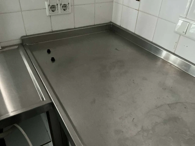 Rvs keuken werktafel (7,40 mtr) - afbeelding 10 van  17