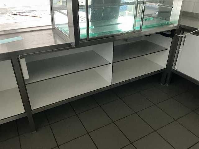 Rvs keuken werktafel (7,40 mtr) - afbeelding 3 van  17